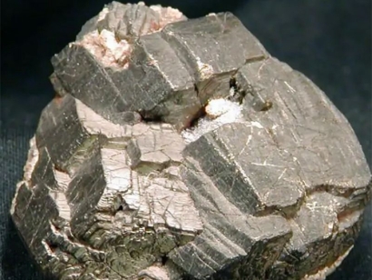 進(jìn)口鈦精礦報(bào)關(guān)流程一站式門到門-18年礦石清關(guān)經(jīng)驗(yàn)