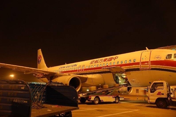 1645788124902672.jpg 徐州報(bào)關(guān)代理公司哪家好_副本.jpg